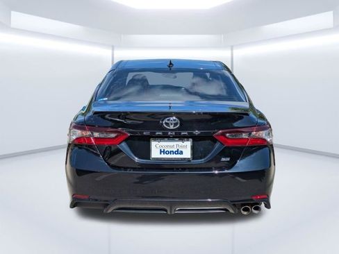 Used 2023 Toyota Camry SE w/ Convenience Package FWD image 5