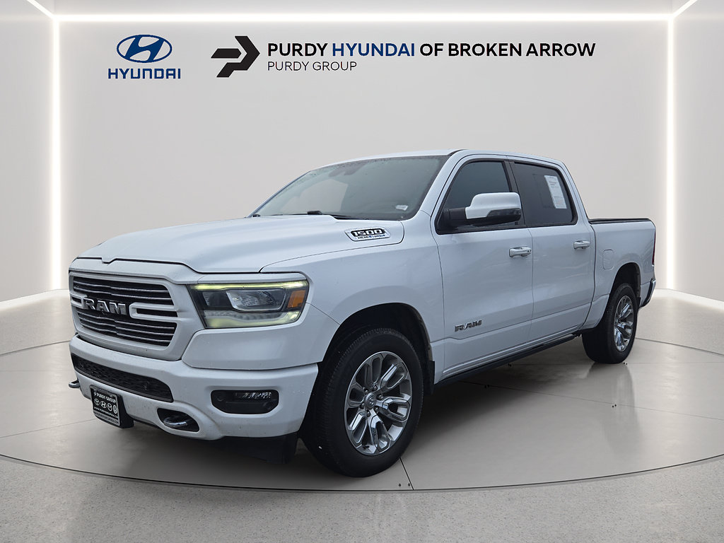 Used 2023 RAM 1500 Laramie AWD/4WD image 7