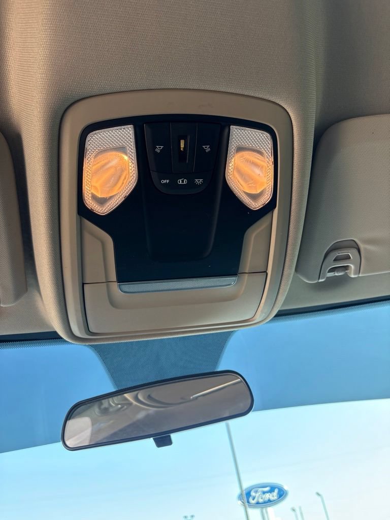 Used 2020 RAM 2500 Tradesman w/ Chrome Appearance Group AWD/4WD image 15