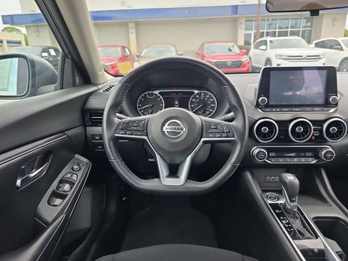 Used 2020 Nissan Sentra SV FWD image 15