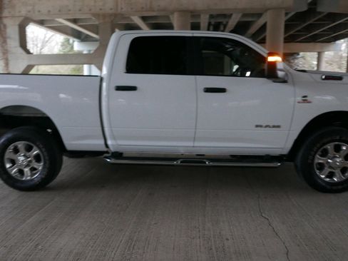 Used 2024 RAM 2500 Big Horn image 29