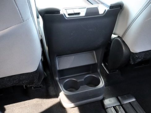 Used 2022 Toyota Sienna LE FWD image 26