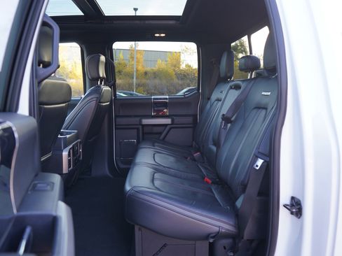 Used 2022 Ford F350 Platinum w/ FX4 Off-Road Package image 15