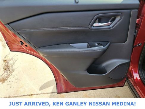 Certified 2024 Nissan Rogue SL w/ SL Premium Package image 17