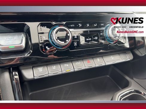 New 2026 GMC Sierra 3500 AT4 w/ AT4 Premium Plus Package AWD/4WD image 27