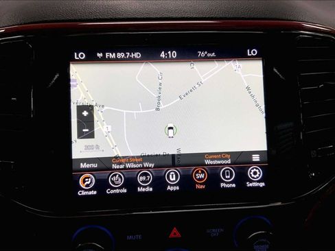 Used 2021 Jeep Grand Cherokee Laredo X AWD/4WD image 37