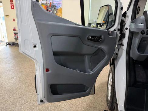 Used 2019 Ford Transit 150 148 Medium Roof image 29