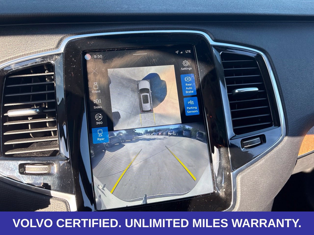 Certified 2024 Volvo XC90 T8 Plus w/ Protection Package Premier AWD/4WD image 22