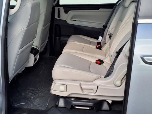 New 2026 Honda Odyssey EX-L image 13