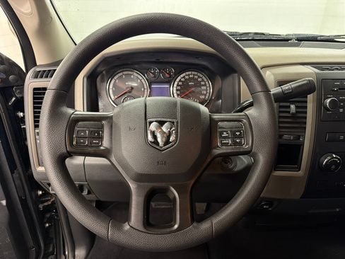 Used 2012 RAM 1500 Express RWD image 16