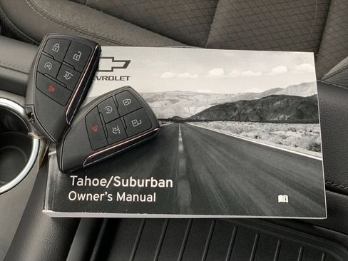 Used 2023 Chevrolet Tahoe LS image 9