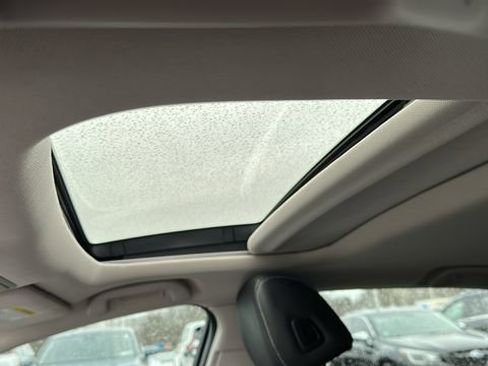 Used 2024 Acura TLX w/ Technology Package image 10