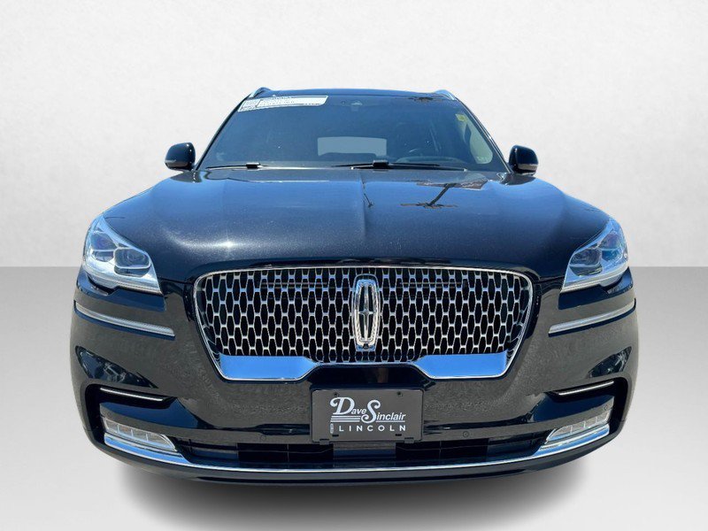 Certified 2023 Lincoln Aviator Reserve w/ Equipment Group 201A AWD/4WD image 2