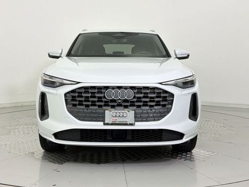 Certified 2025 Audi Q5 Premium w/ Convenience Package AWD/4WD image 6