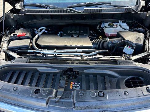 Used 2025 Chevrolet Silverado 1500 LT image 15