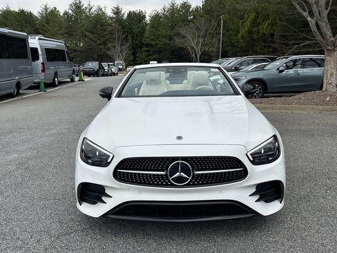 Used 2023 Mercedes-Benz E 450 4MATIC Cabriolet image 3