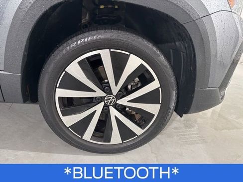 Used 2022 Volkswagen Taos SE image 9