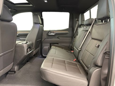 New 2026 Chevrolet Silverado 1500 High Country AWD/4WD image 10