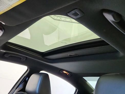 Used 2021 Dodge Charger Scat Pack image 28