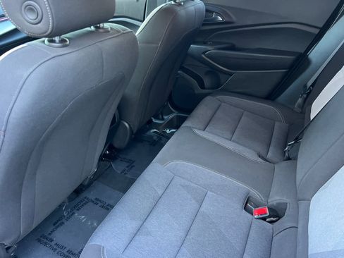 Used 2024 Chevrolet Trax RS image 4