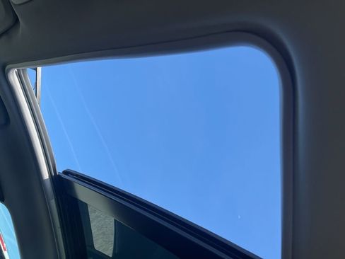 Used 2024 Chevrolet Malibu LT image 10