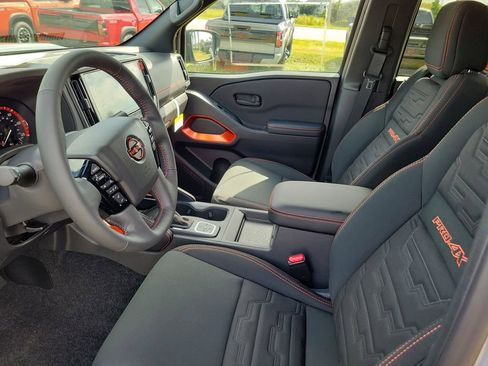 New 2026 Nissan Frontier PRO-4X w/ Tow Package AWD/4WD image 8