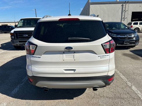 Used 2017 Ford Escape Titanium image 18