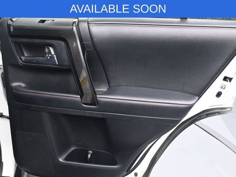Used 2019 Toyota 4Runner TRD Off-Road Premium AWD/4WD image 34