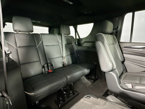 Used 2024 Cadillac Escalade ESV Sport w/ Touring Package AWD/4WD image 28