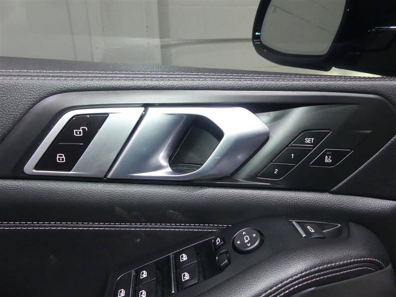 Used 2020 BMW X5 M50i w/ Premium Package AWD/4WD image 20
