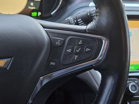 Used 2019 Chevrolet Bolt LT FWD image 21