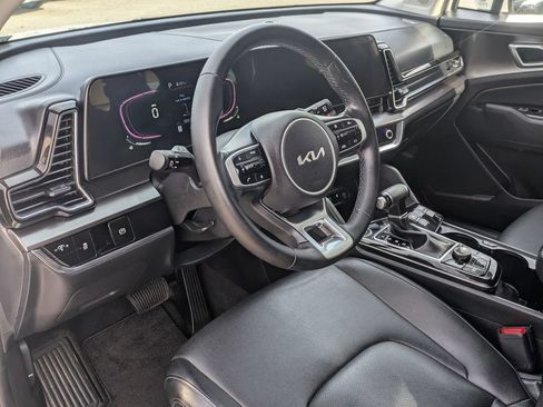 Used 2024 Kia Sportage EX FWD image 33