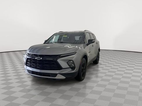 Used 2024 Chevrolet Blazer LT w/ Midnight/Sport Edition image 5