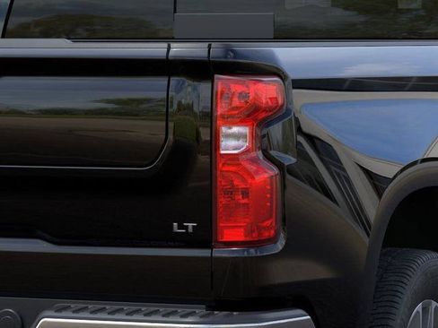 New 2026 Chevrolet Silverado 1500 LT w/ Texas Edition Plus RWD image 11