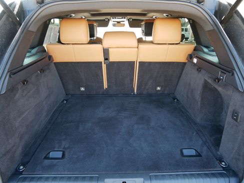 Used 2021 Land Rover Range Rover Sport HSE Dynamic image 18