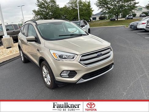 Used 2018 Ford Escape SEL AWD/4WD image 1