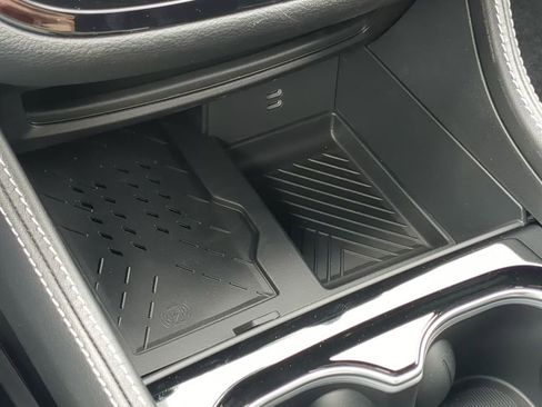 New 2026 Chrysler Pacifica Limited w/ S Appearance Package image 23