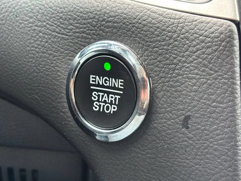 Used 2024 Ford Edge ST-Line AWD/4WD image 23