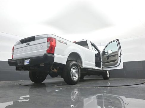 Used 2022 Ford F350 XL w/ Power Equipment Group image 34