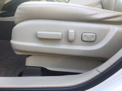 Used 2018 Acura RDX AWD w/ Technology Package image 19