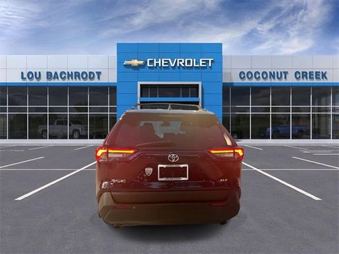 Used 2024 Toyota RAV4 XLE image 7