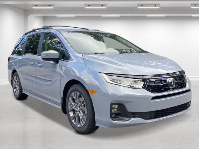 New 2027 Honda Odyssey Touring image 1