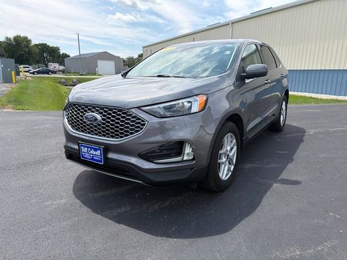 Certified 2024 Ford Edge SEL w/ Convenience Package AWD/4WD image 8