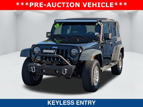Used 2013 Jeep Wrangler Unlimited Sport AWD/4WD image 8