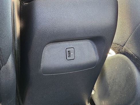 Used 2025 Nissan Sentra SV image 15