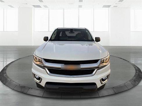 Used 2018 Chevrolet Colorado W/T w/ WT Convenience Package image 5