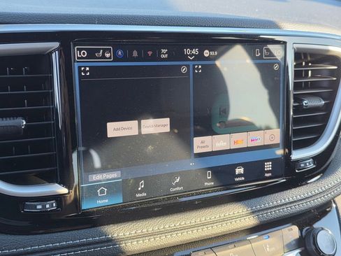 New 2026 Chrysler Pacifica Select image 16