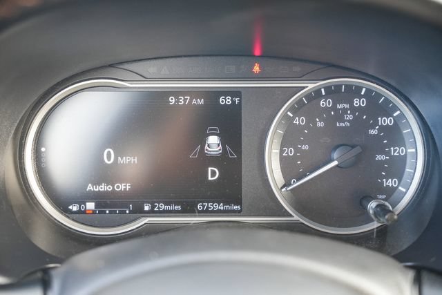 Used 2018 Nissan Kicks SR w/ Premium Package FWD image 26