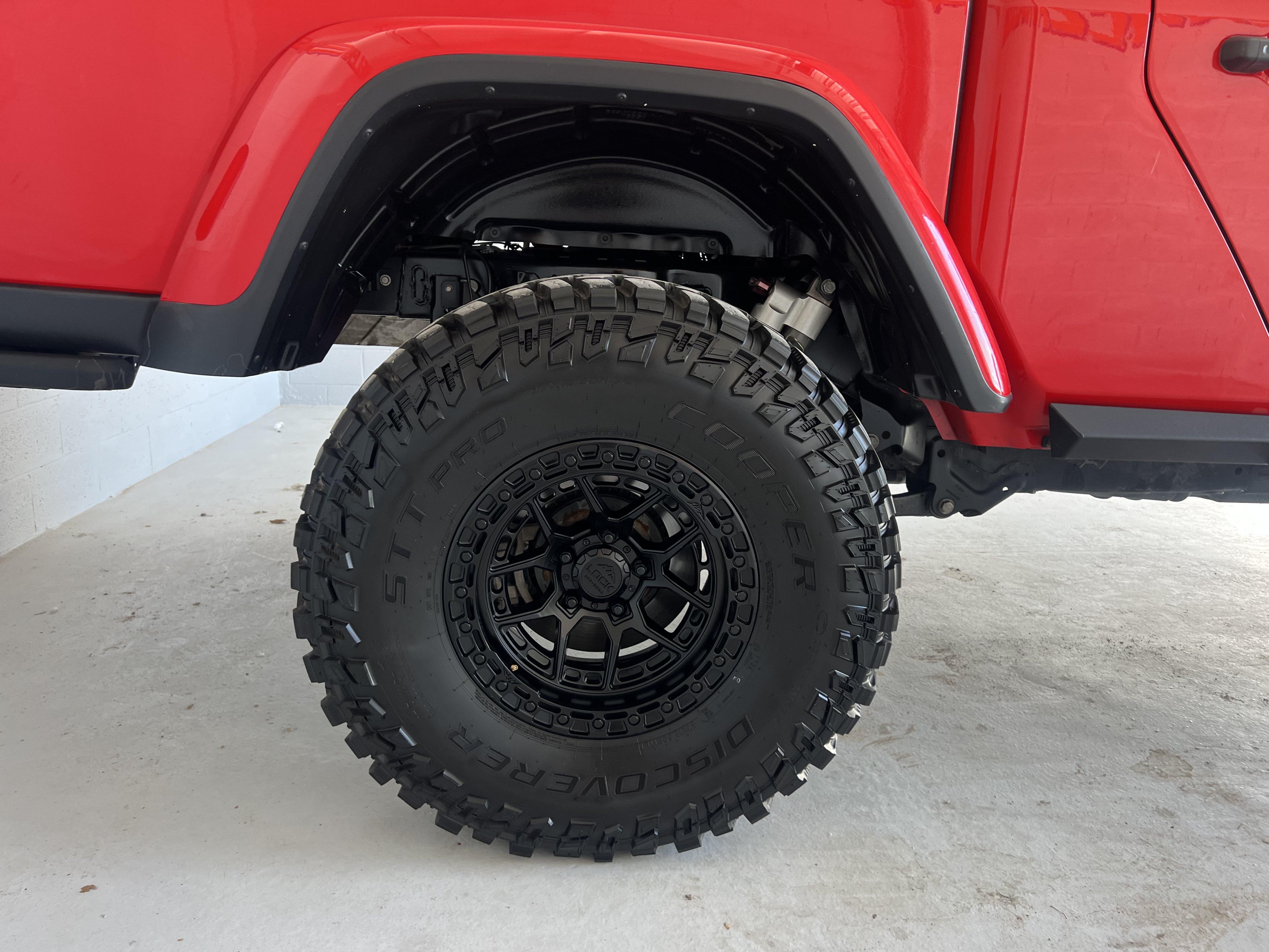 Used 2020 Jeep Gladiator Rubicon AWD/4WD image 27