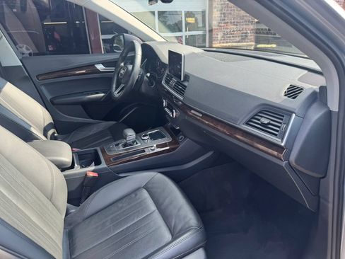 Used 2018 Audi Q5 2.0T Premium AWD/4WD image 37